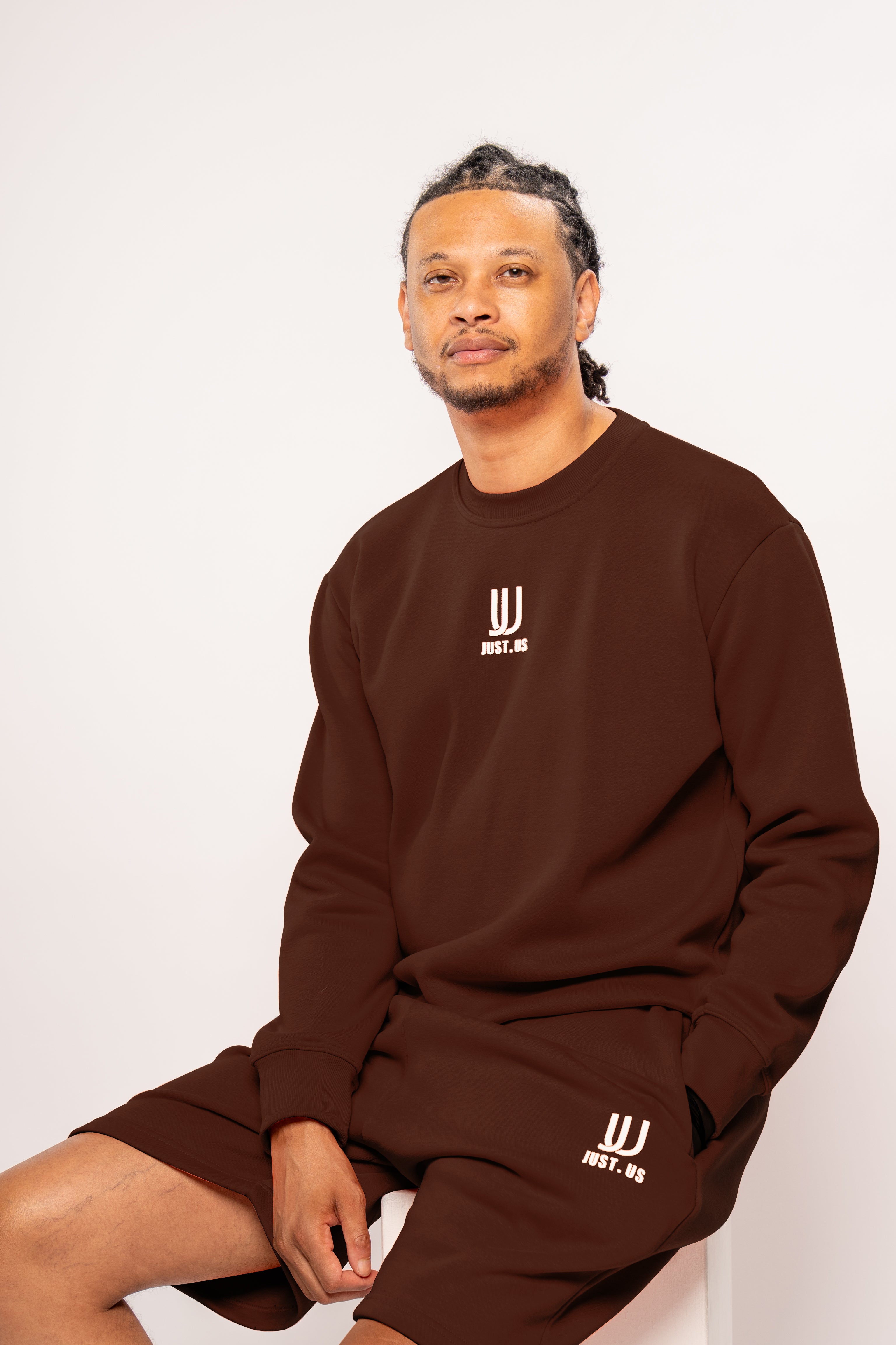 Men’s Shorts + Sweatshirt Set – Comfort Meets Style