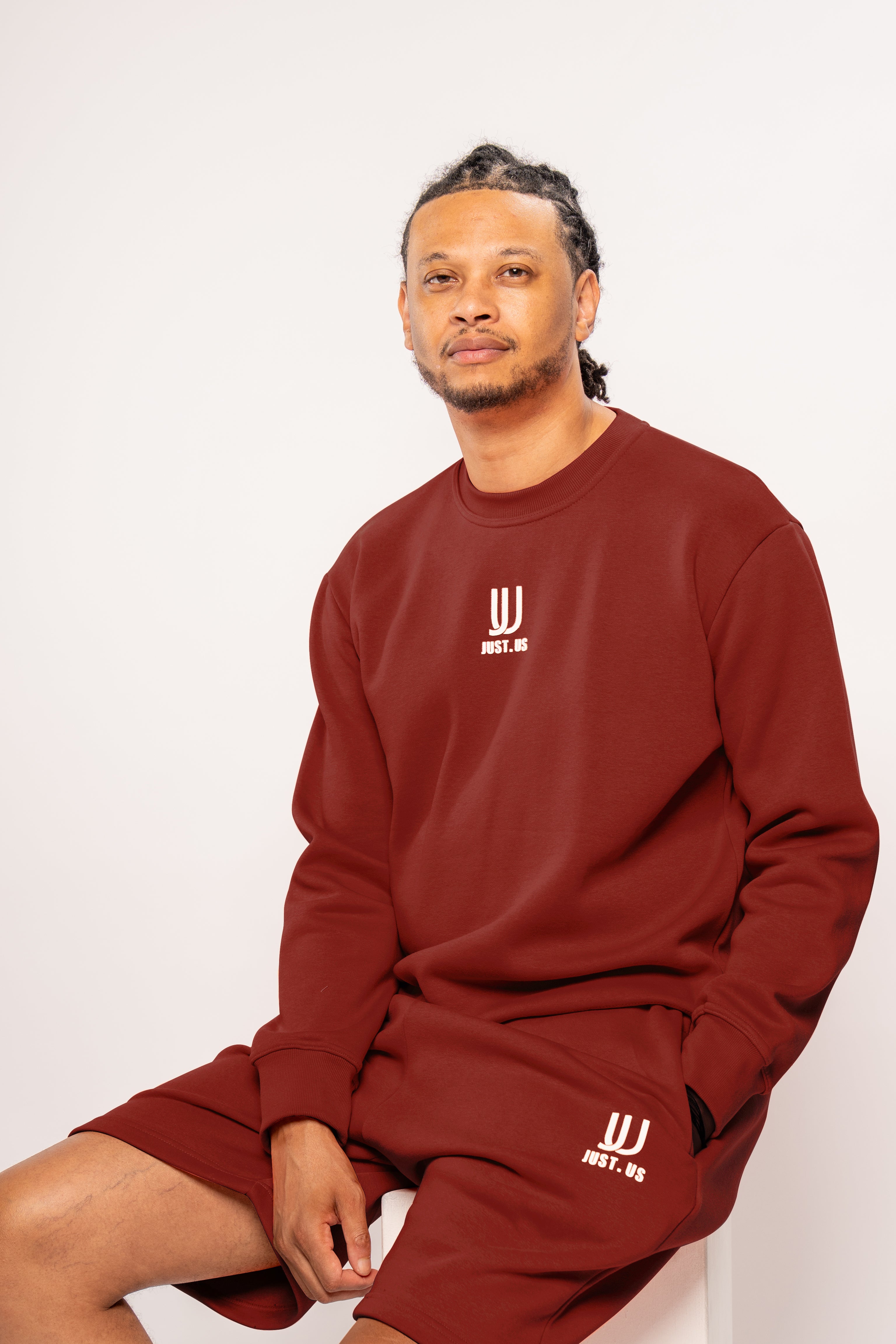 Men’s Shorts + Sweatshirt Set – Comfort Meets Style