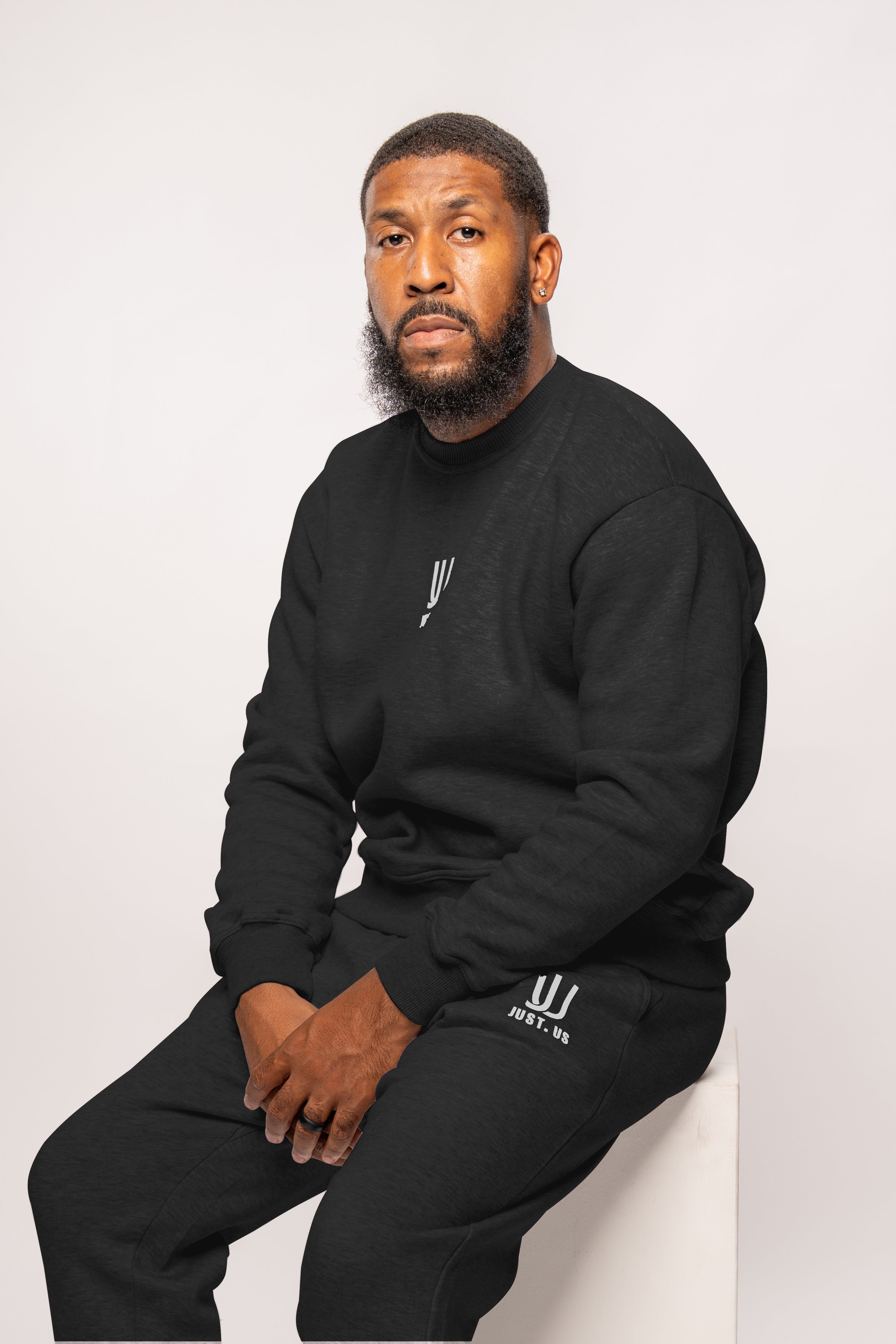 Men’s Tracksuit – Everyday Performance, Effortless Style