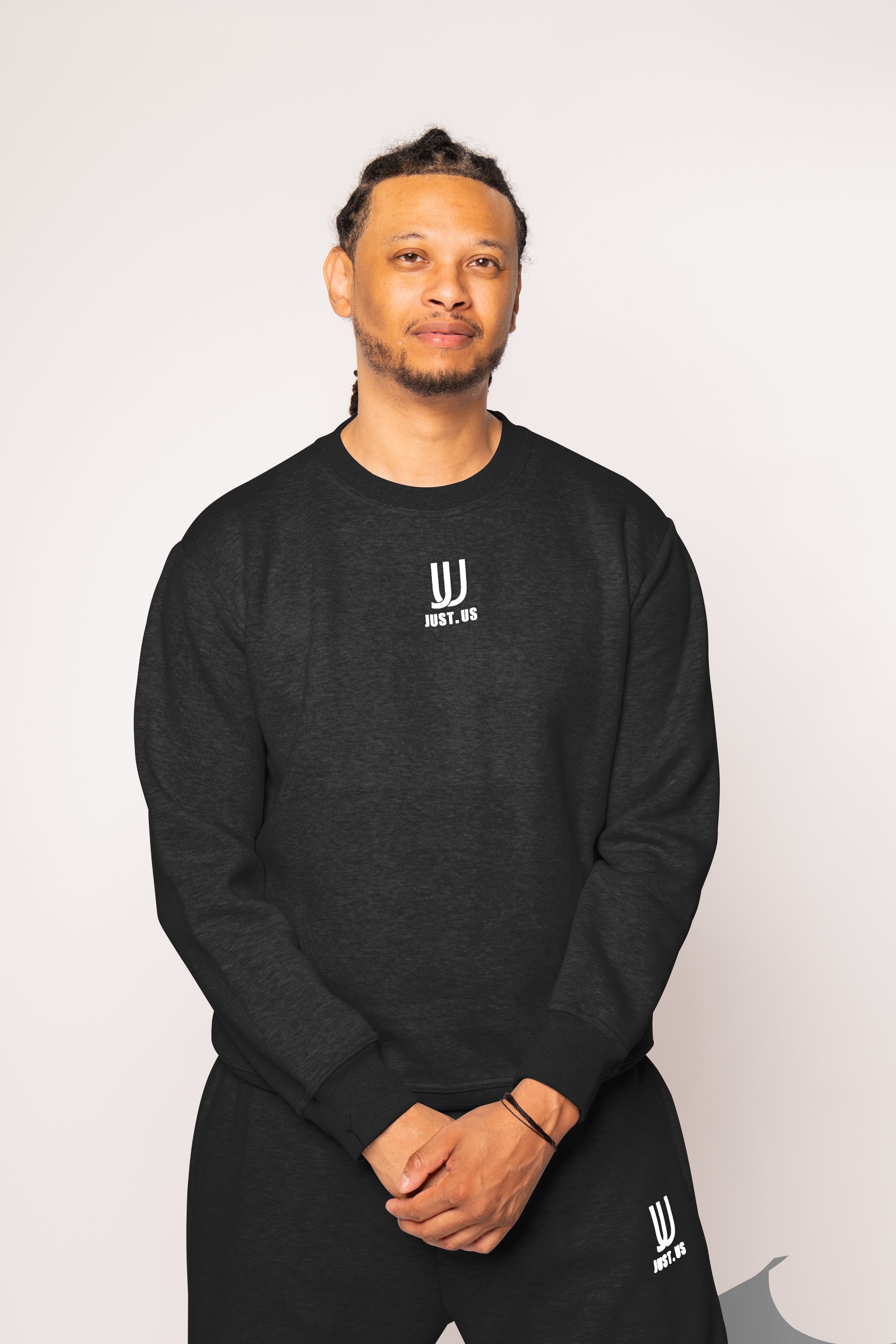Men’s Shorts + Sweatshirt Set – Comfort Meets Style