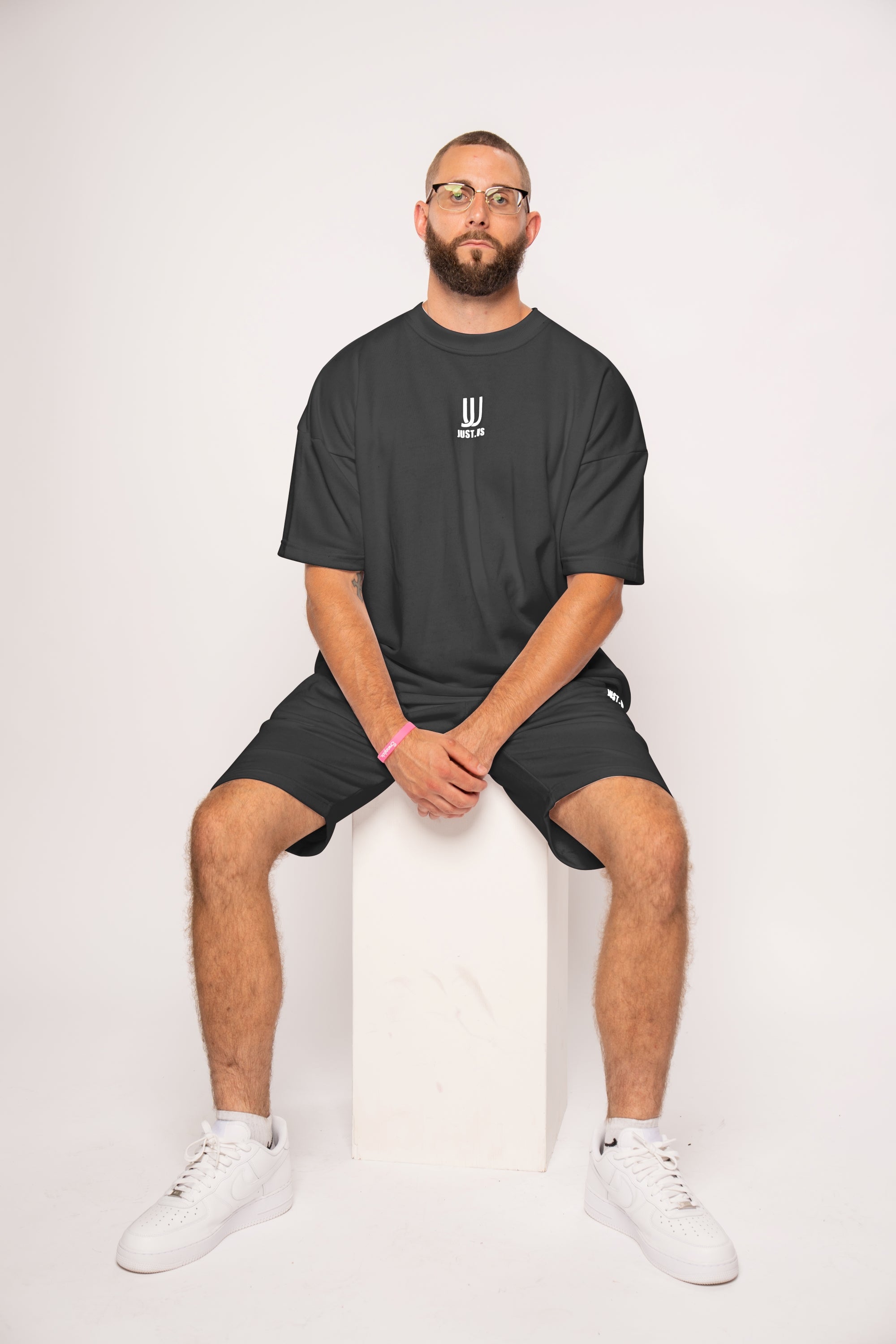 Men’s Drop Shoulder Shirt + Shorts – Just.us