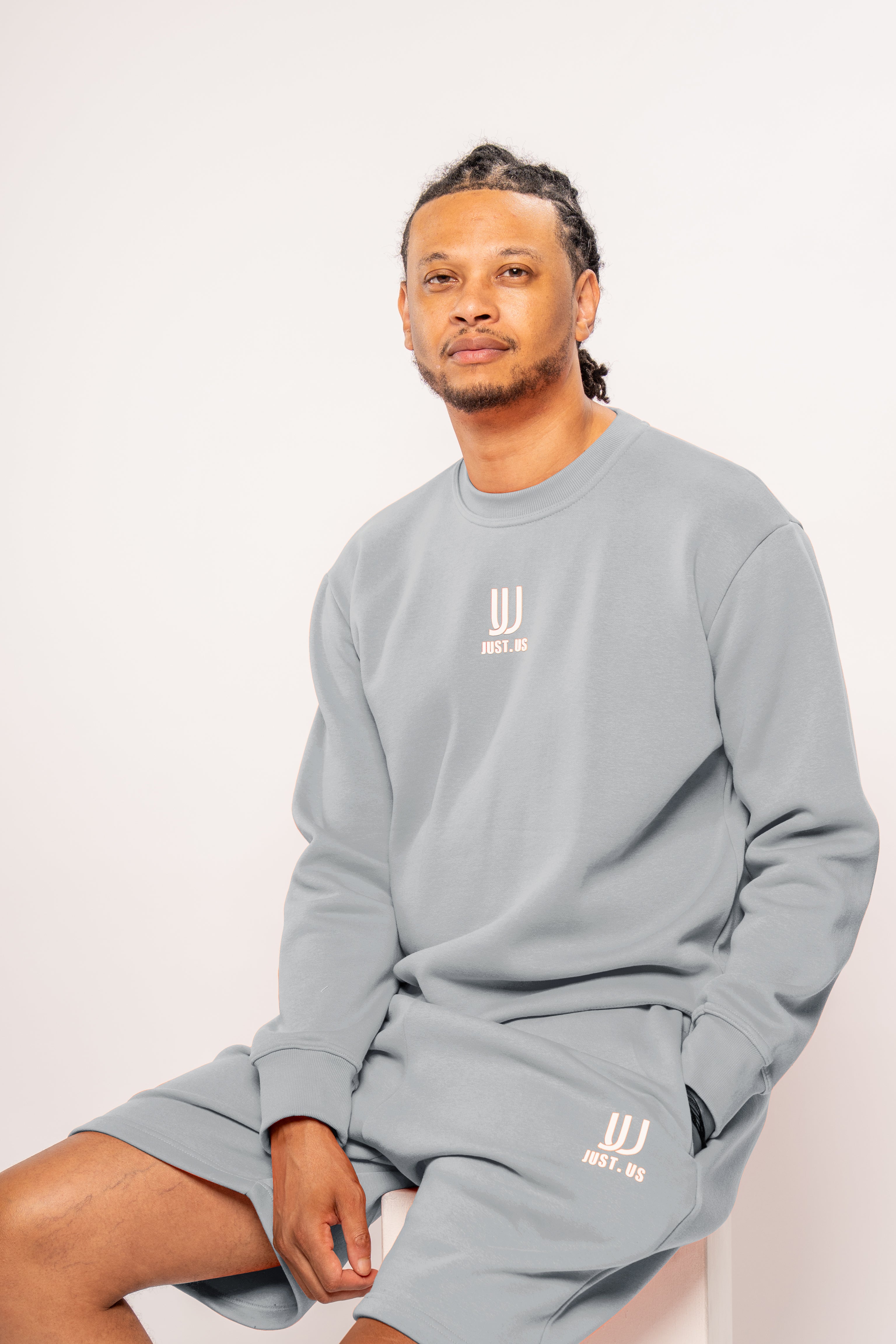 Men’s Shorts + Sweatshirt Set – Comfort Meets Style
