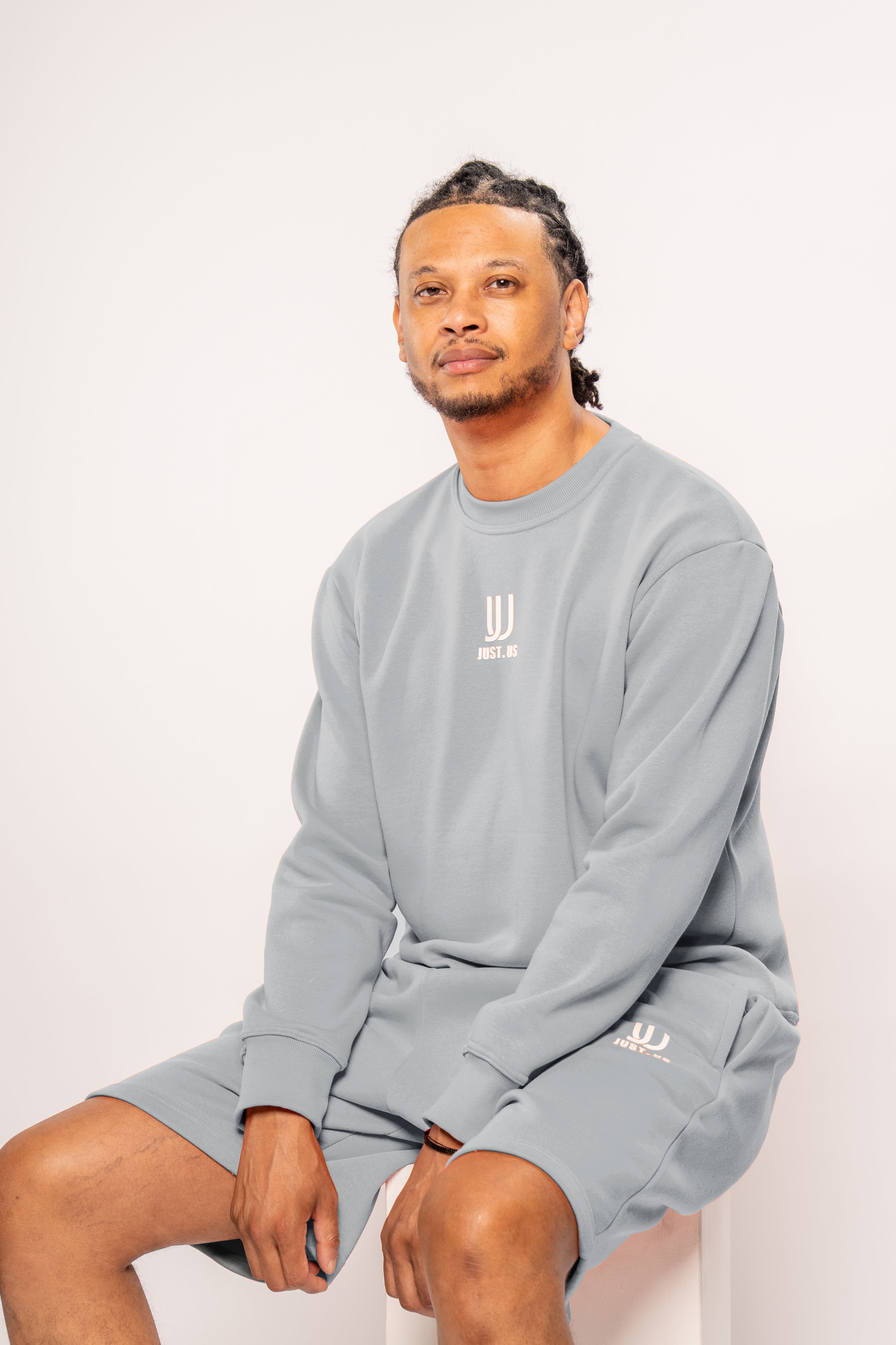 Men’s Shorts + Sweatshirt Set – Comfort Meets Style