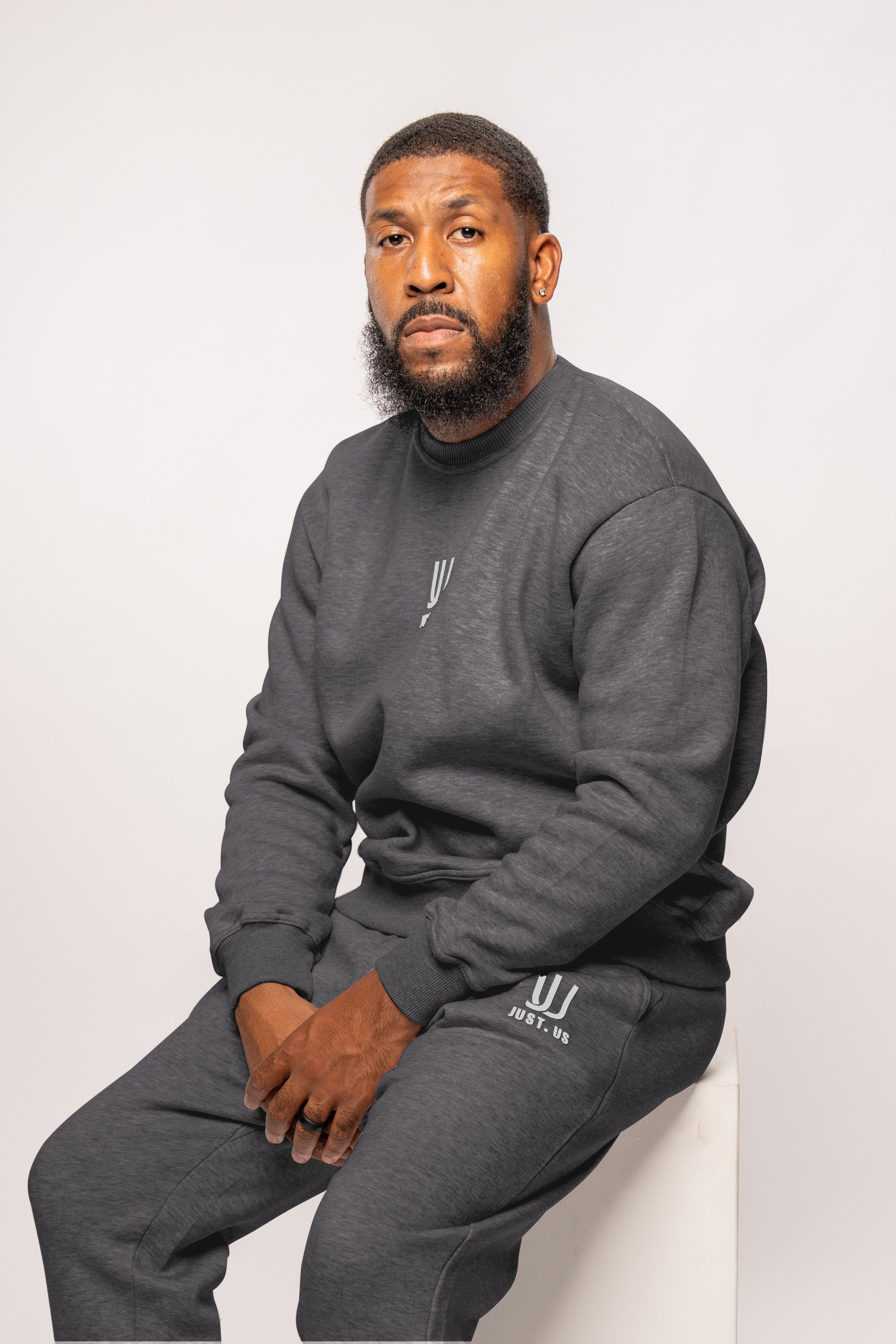 Men’s Tracksuit – Everyday Performance, Effortless Style