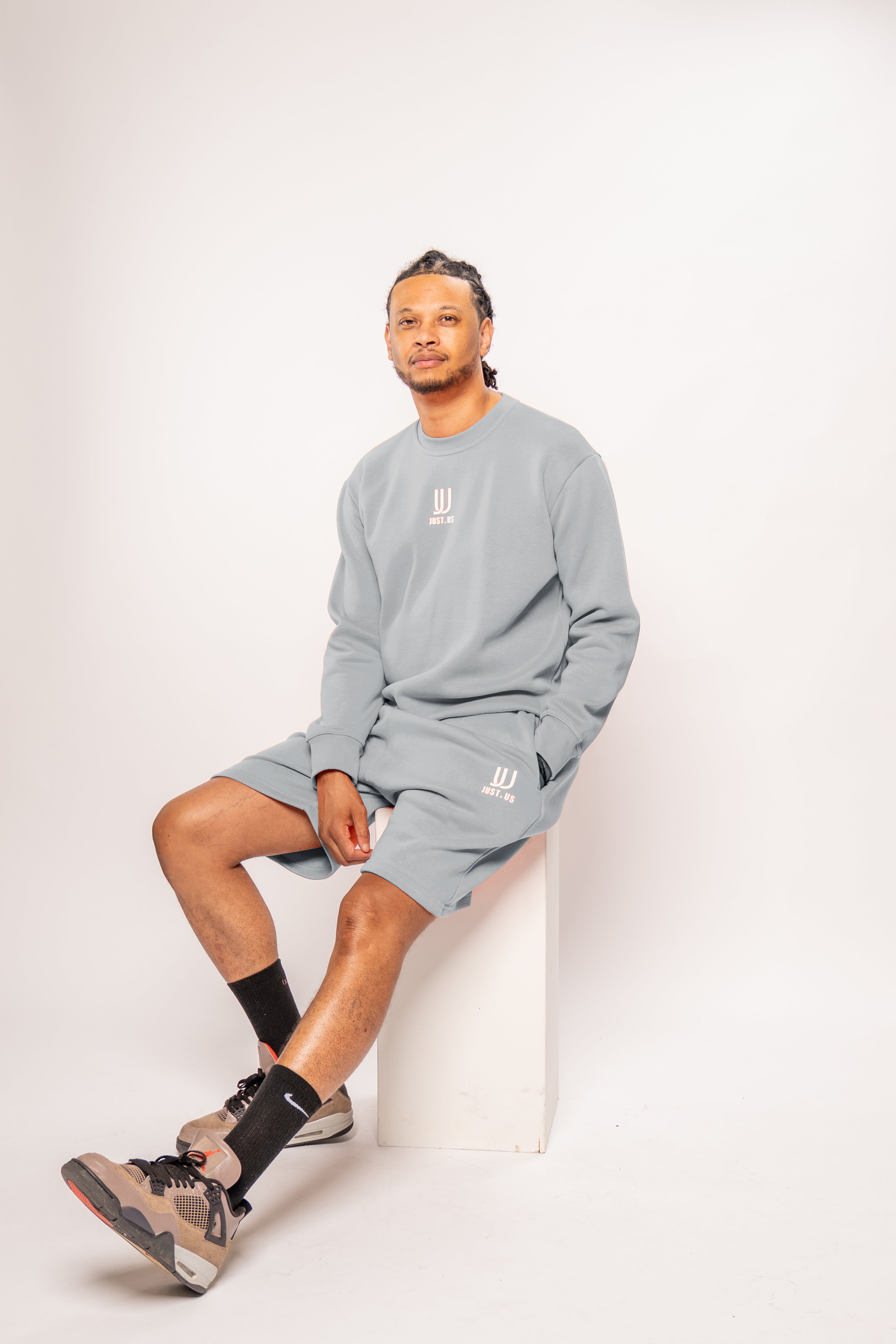 Men’s Shorts + Sweatshirt Set – Comfort Meets Style