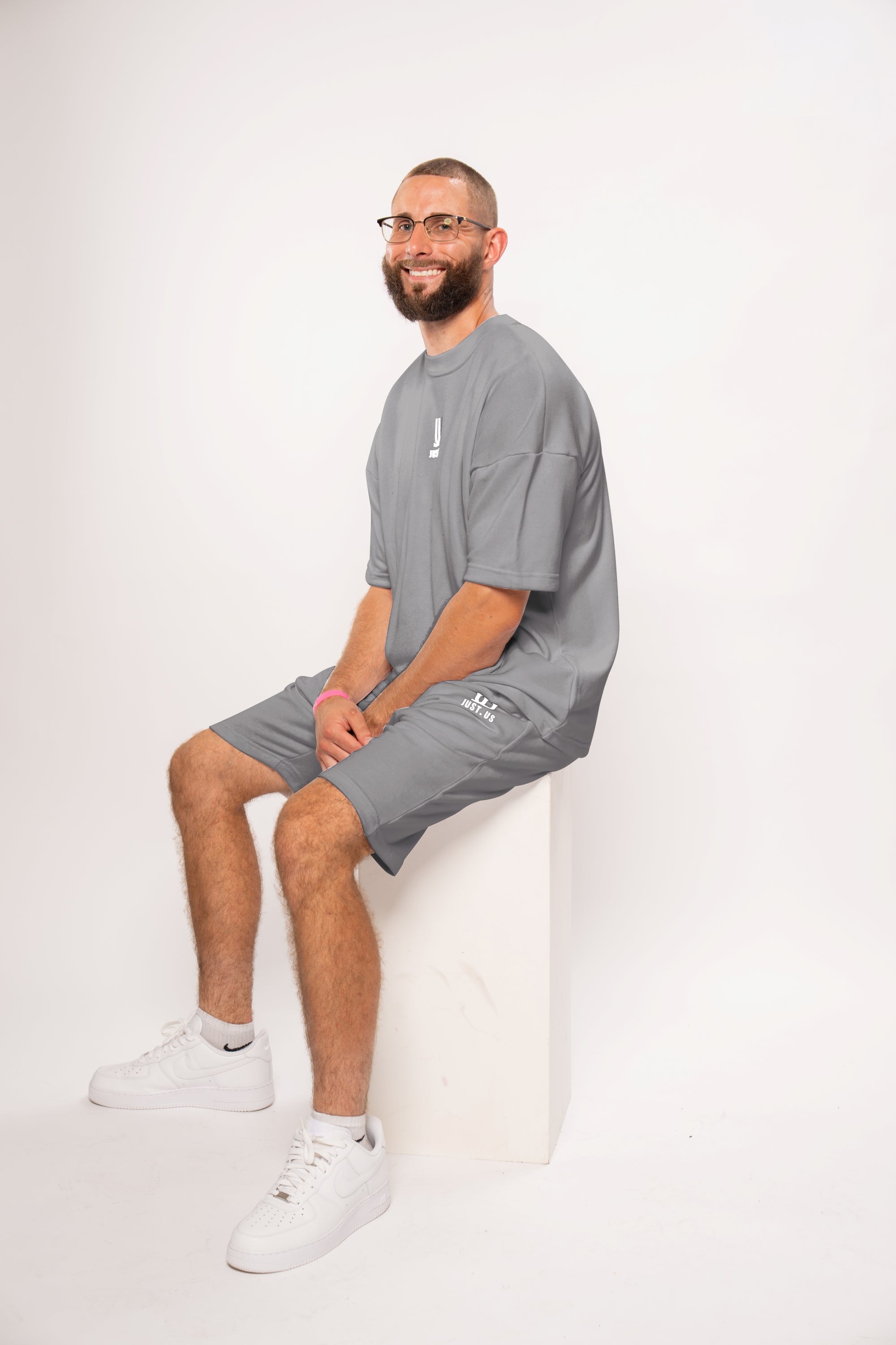 Men’s Drop Shoulder Shirt + Shorts – Just.us