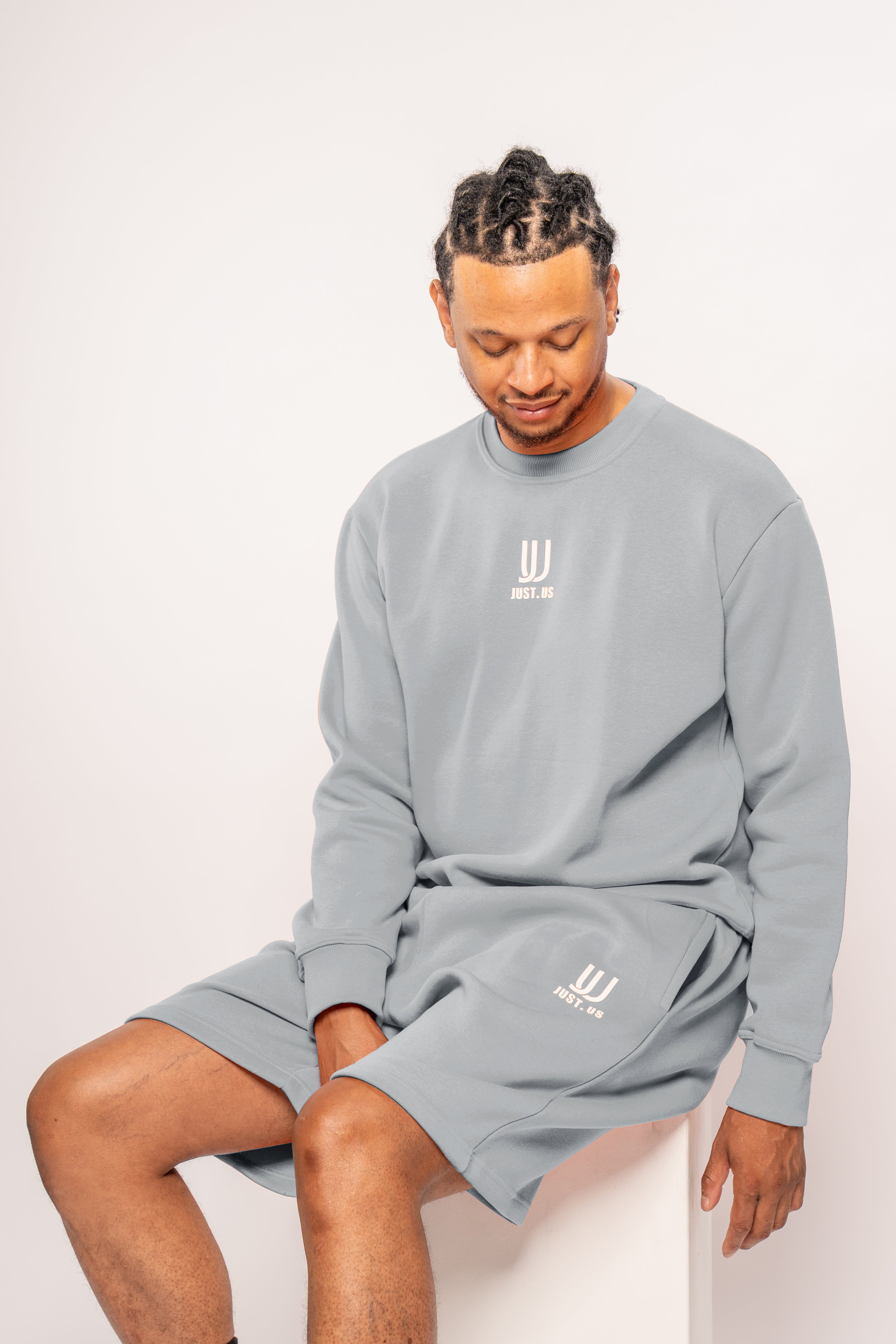 Men’s Shorts + Sweatshirt Set – Comfort Meets Style