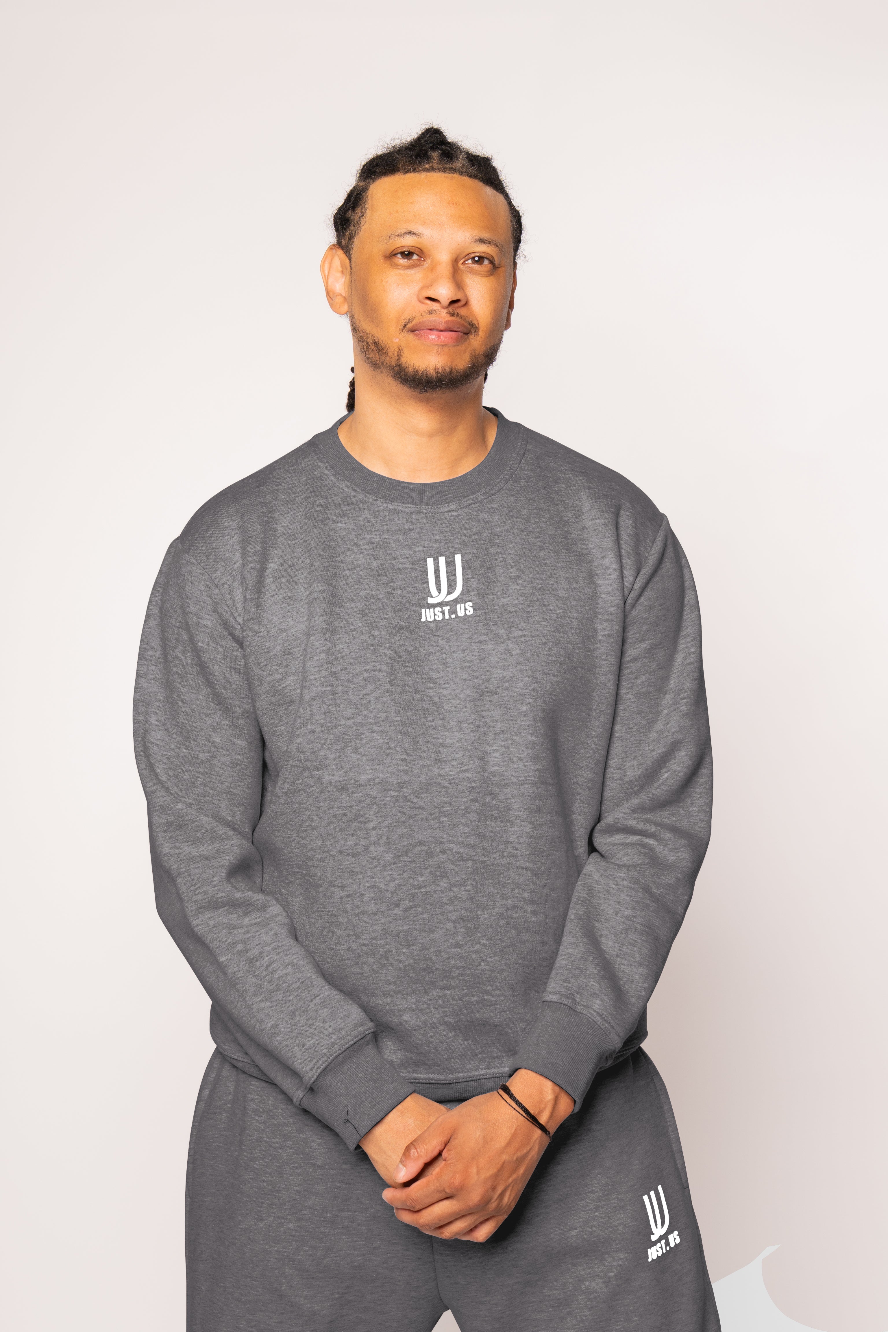 Men’s Shorts + Sweatshirt Set – Comfort Meets Style