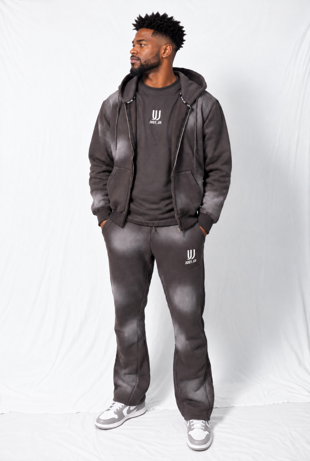 Classic Hoodie with Flares SPRAY – Comfort Meets Style