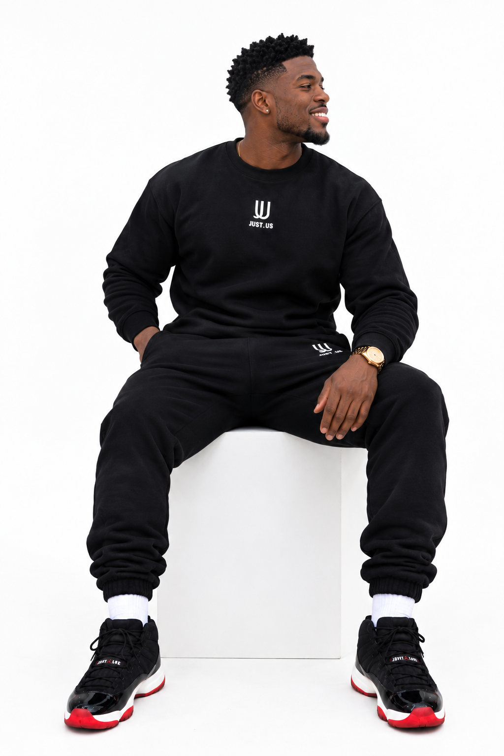 Classic Crew Neck Sweater with Joggers Comfort Meets Style