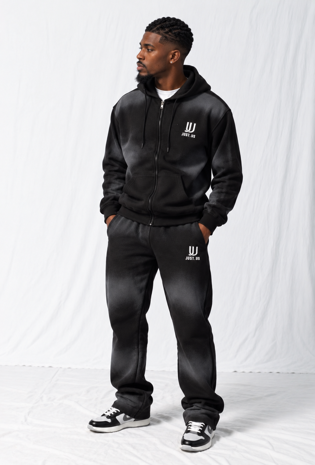 Classic Hoodie with Flares SPRAY – Comfort Meets Style