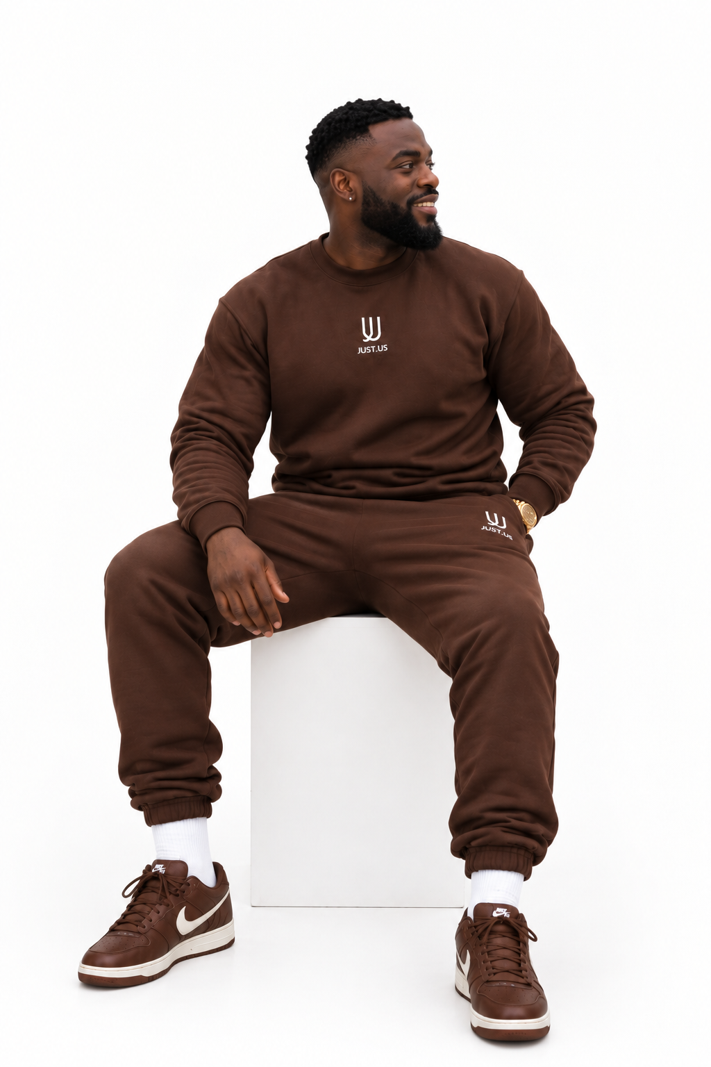 Classic Crew Neck Sweater with Joggers Comfort Meets Style
