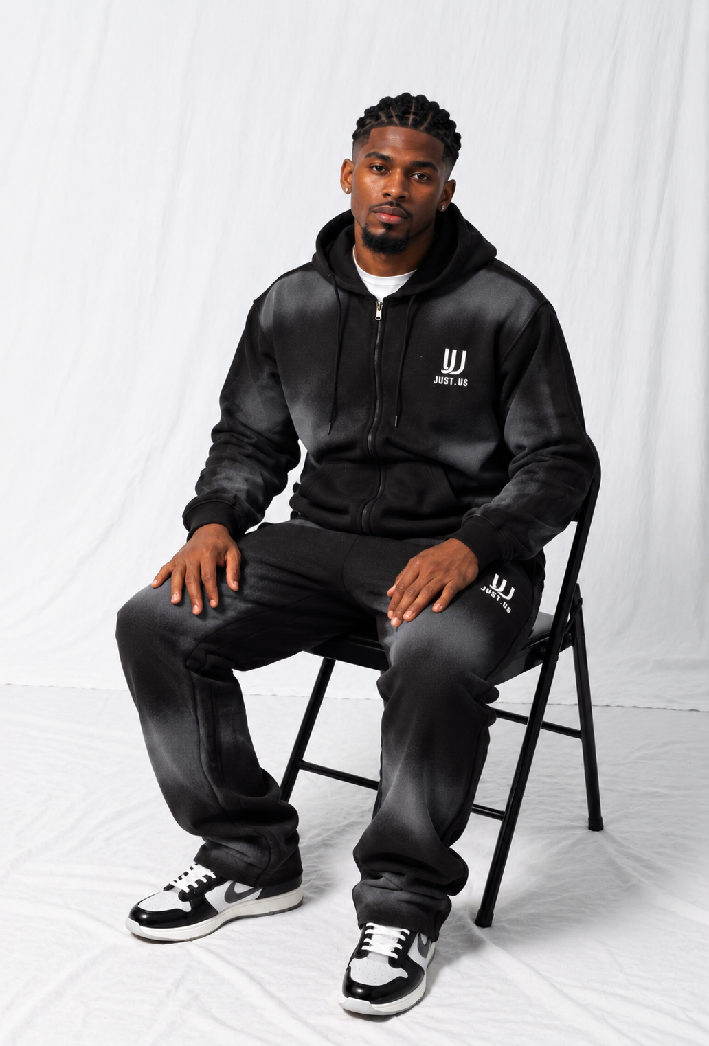 Classic Hoodie with Flares SPRAY – Comfort Meets Style